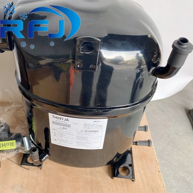 R22 Toshiba Rotory Refrigerator Compressor TH297JA
